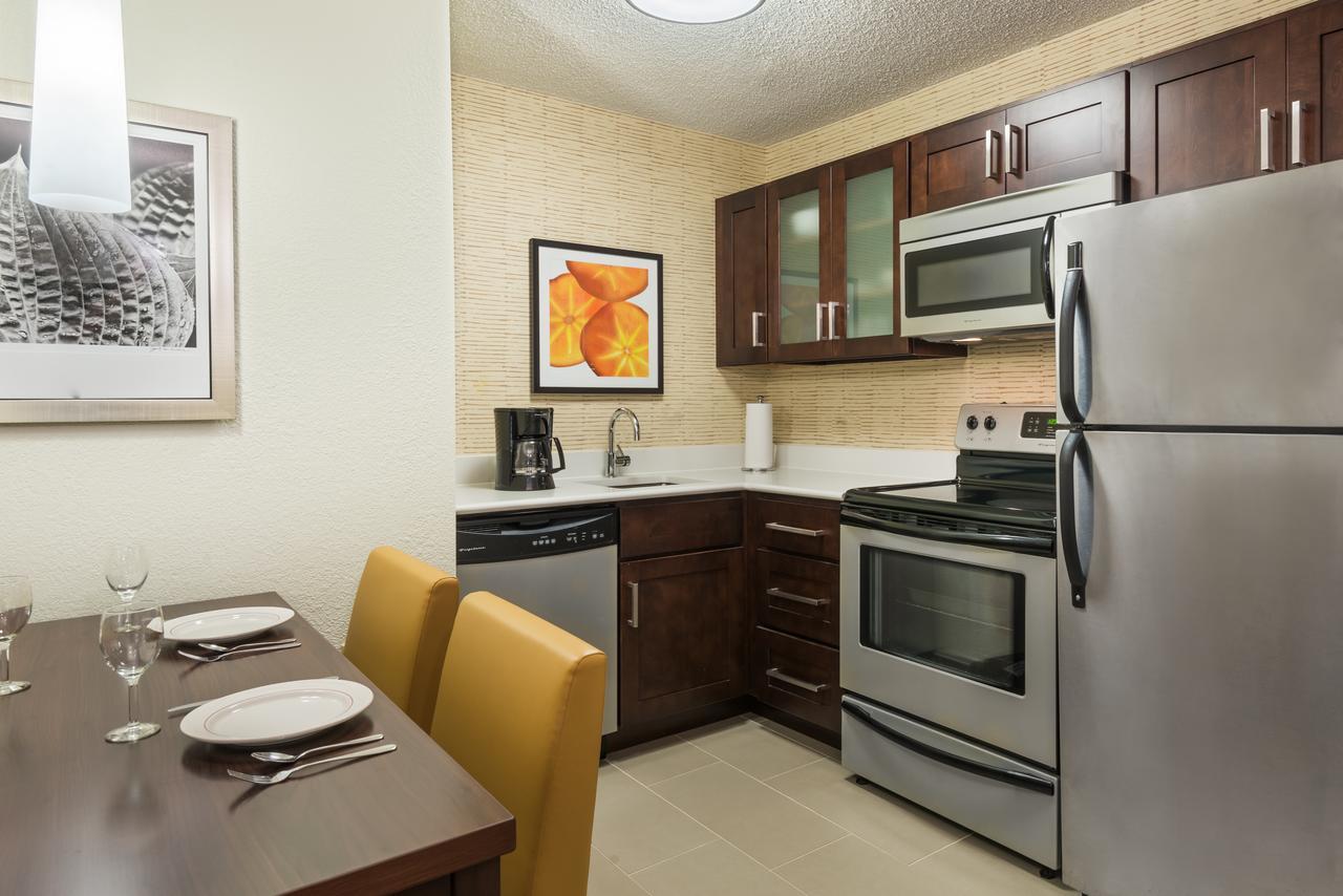 Residence Inn By Marriott Fort Myers Exterior photo