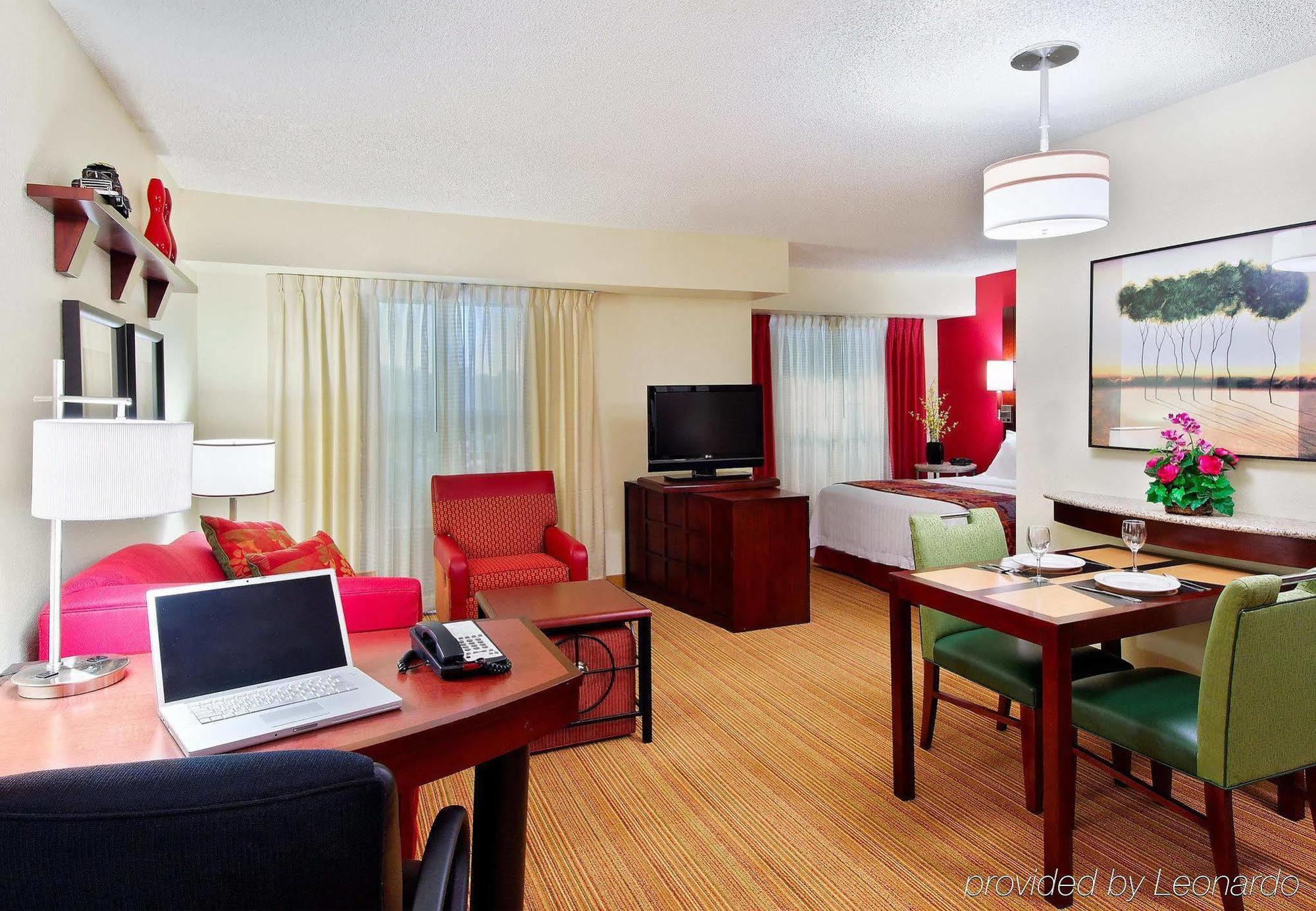Residence Inn By Marriott Fort Myers Exterior photo