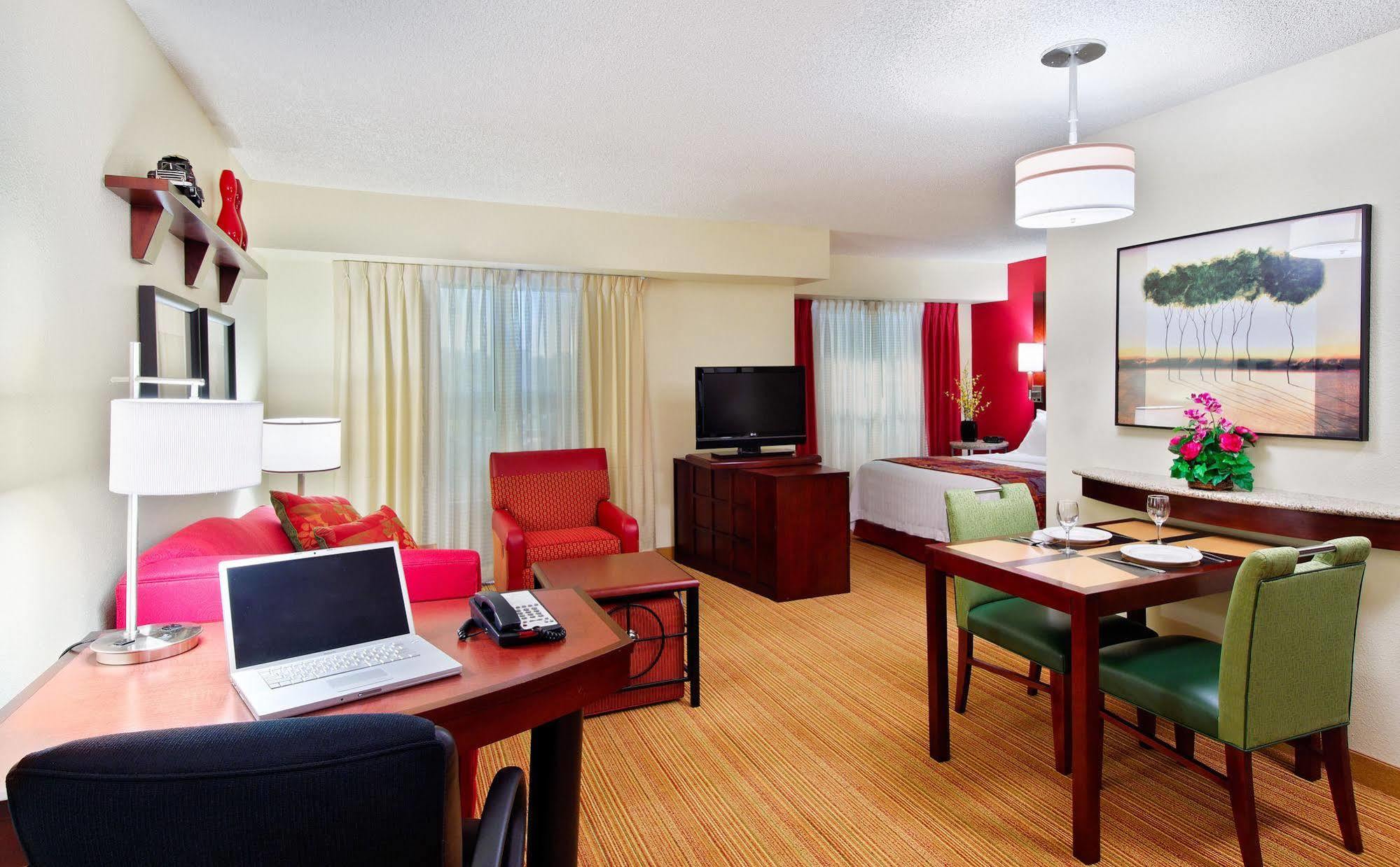 Residence Inn By Marriott Fort Myers Exterior photo